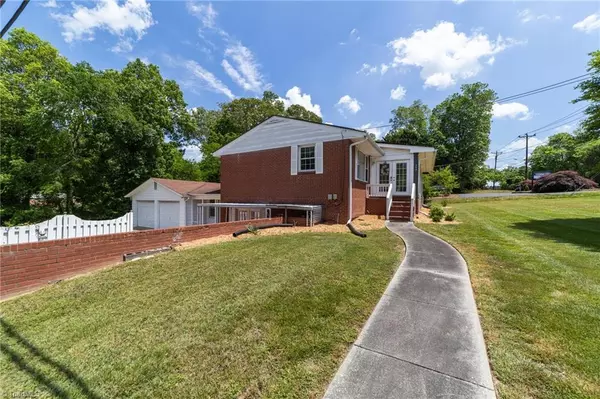 Jamestown, NC 27282,304 W Main ST
