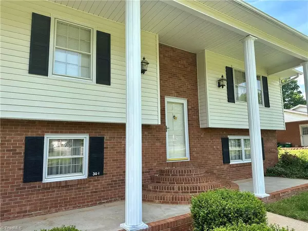 Winston-salem, NC 27127,304 Farmbrooke LN
