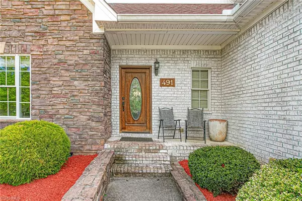 Greensboro, NC 27455,491 Hiatts DR