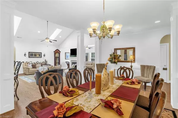 Winston-salem, NC 27127,103 Watchtower CT