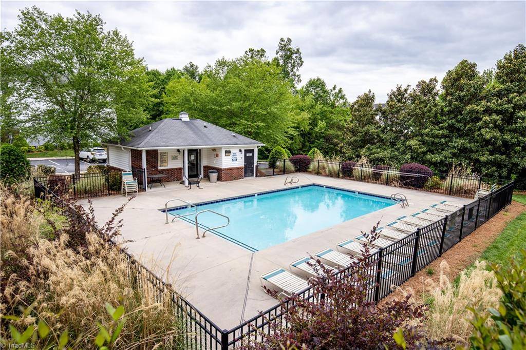 Greensboro, NC 27409,4345 Cedarcroft CT #3 D