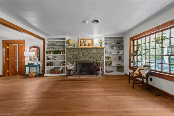 Greensboro, NC 27409,3432 Edgefield RD