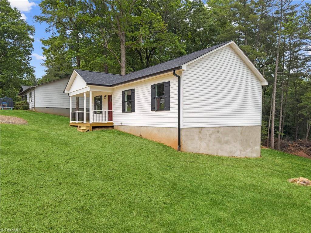 Hays, NC 28635,303 Montieth Acres RD