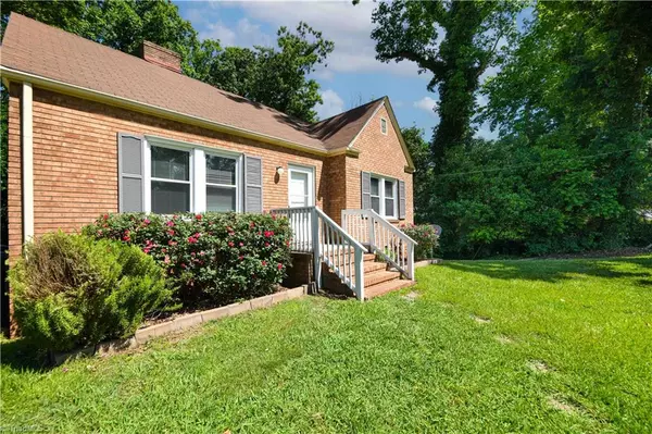 Greensboro, NC 27408,806 Idlewood DR