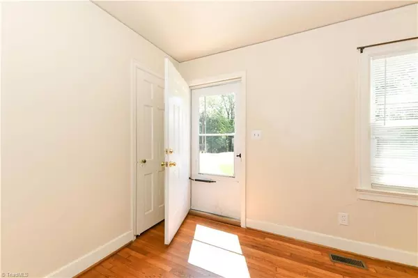 Greensboro, NC 27408,806 Idlewood DR