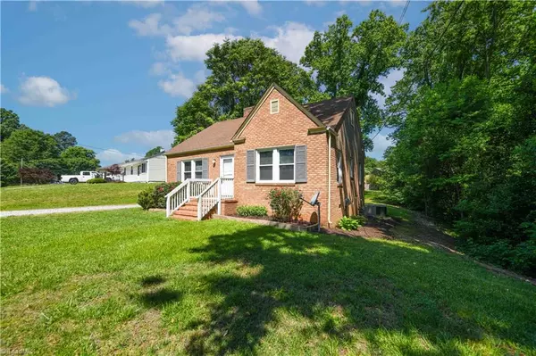 Greensboro, NC 27408,806 Idlewood DR