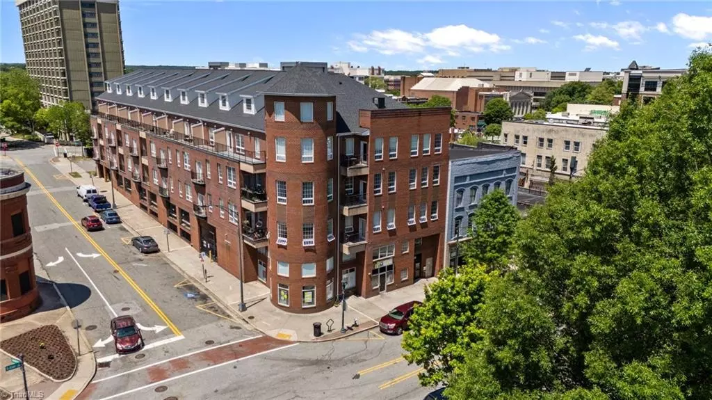 Greensboro, NC 27401,360 Elm ST #110