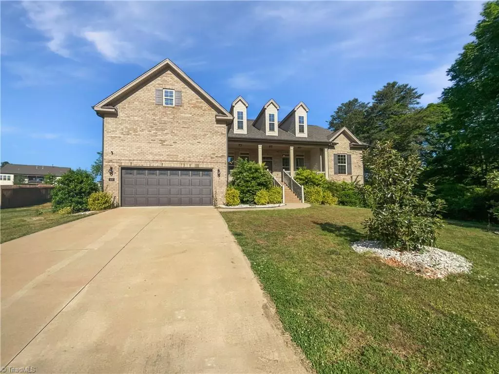 Greensboro, NC 27455,400 Lauryn Waverly WAY