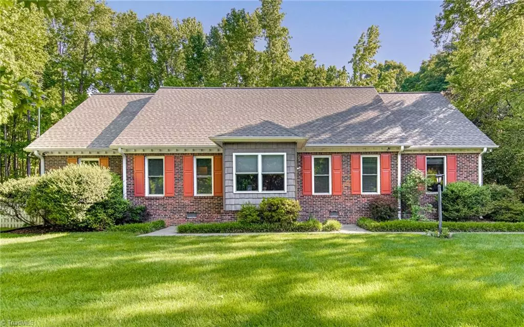 Summerfield, NC 27358,7602 Tiarella CT