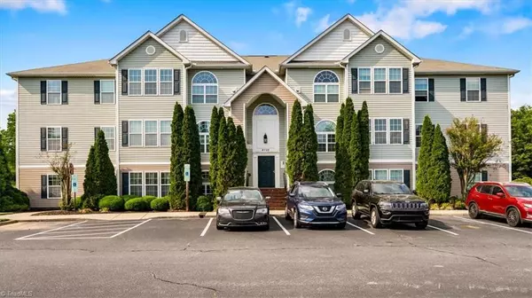 Greensboro, NC 27407,4702 Pennoak LN