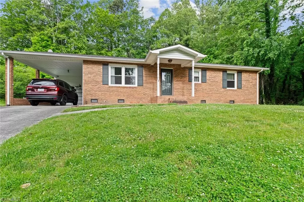 Mount Airy, NC 27030,1755 Madison AVE