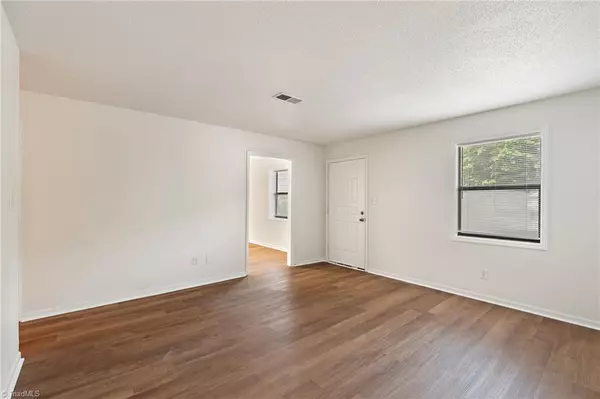 Winston-salem, NC 27127,1616 Windsong CT