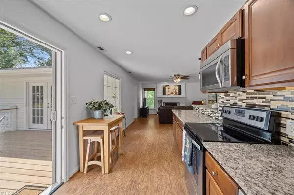 Greensboro, NC 27455,405 Eva LN