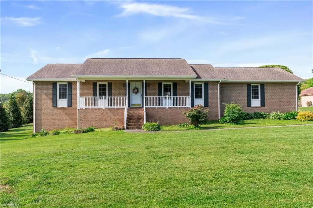 Mount Airy, NC 27030,1610 E Wensley DR