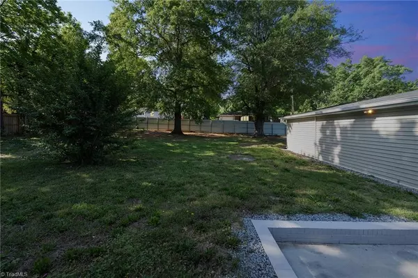 Thomasville, NC 27360,700 Nance DR