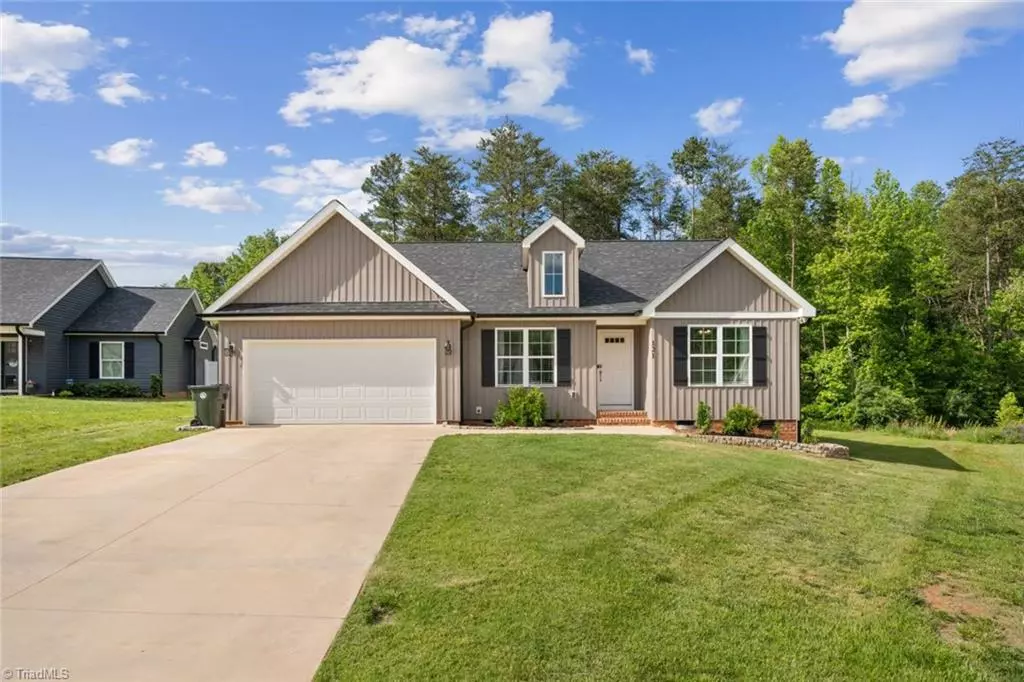 Thomasville, NC 27360,121 Brooke Ridge DR