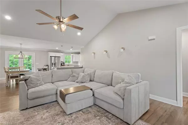 Thomasville, NC 27360,121 Brooke Ridge DR
