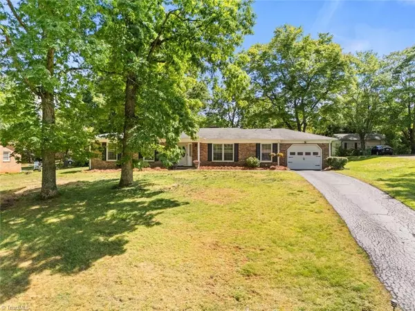 King, NC 27021,510 Hampton DR