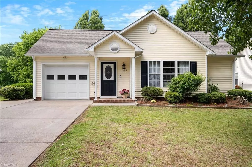 Winston-salem, NC 27127,1425 Hawkcrest LN