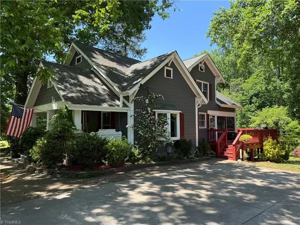1079 Wallburg High Point RD, High Point, NC 27265