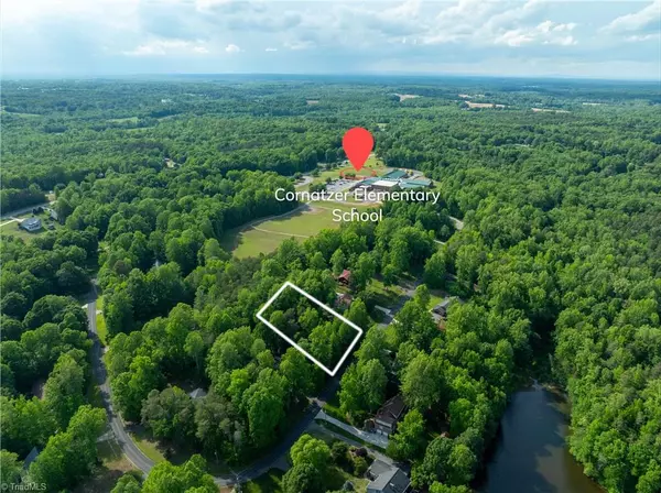 Mocksville, NC 27028,281 Lakeview RD