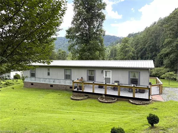 Ferguson, NC 28624,6603 Elk Creek darby RD