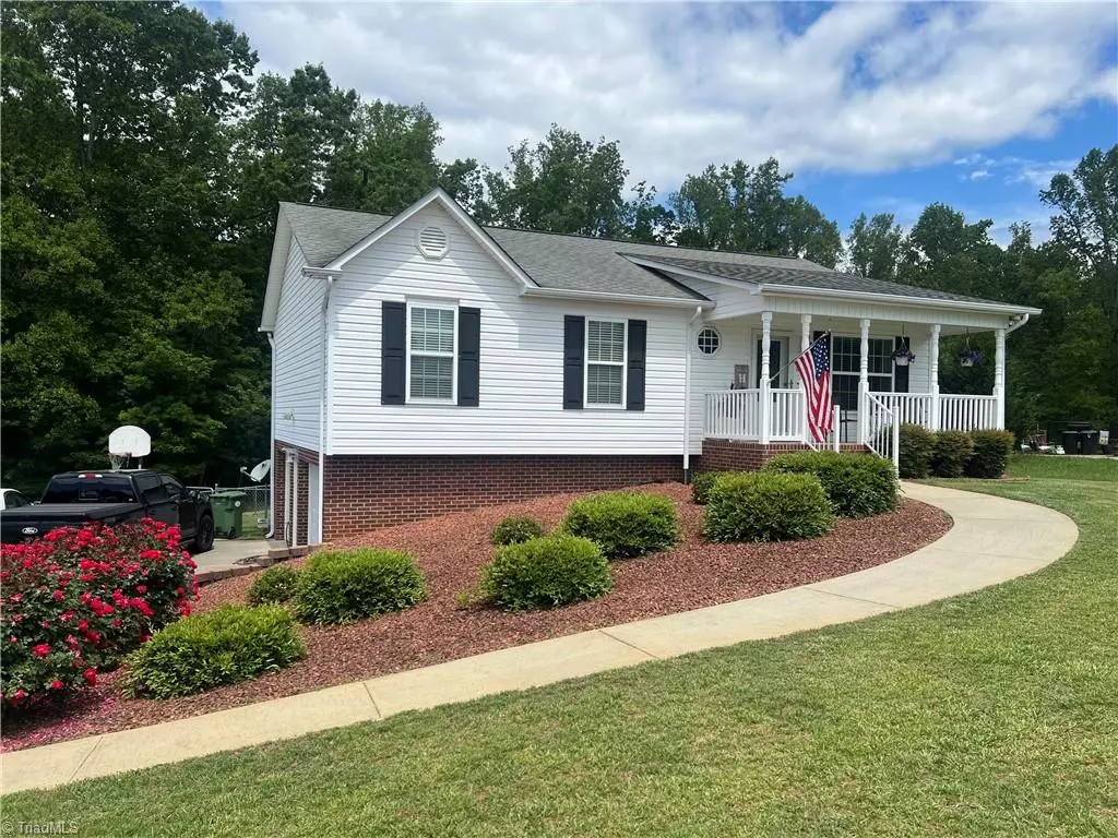 Mount Airy, NC 27030,192 Page Farm RD