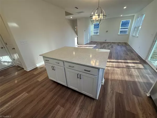 Graham, NC 27253,19 Longdale DR