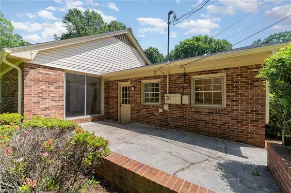 Eden, NC 27288,135 Devonway ST