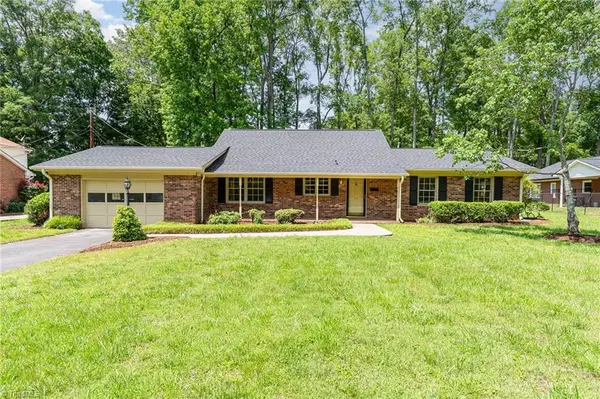 135 Devonway ST,  Eden,  NC 27288