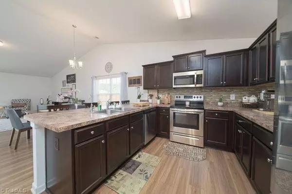 Rural Hall, NC 27045,1441 Scofield CT