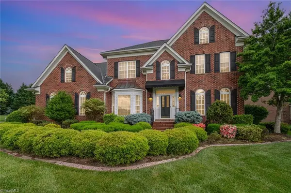 Kernersville, NC 27284,221 Oakmont Park CT