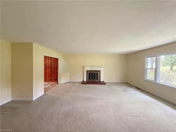 Roaring River, NC 28669,5911 Greenhorn RD