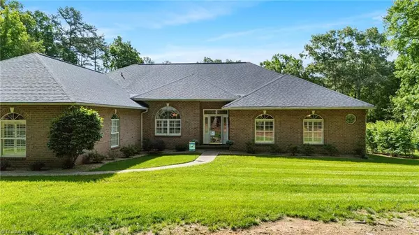 Salisbury, NC 28146,408 Emerald Bay DR