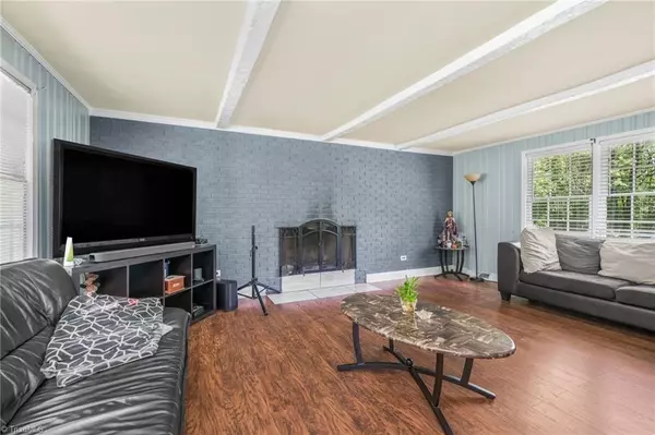 Winston-salem, NC 27105,228 Barlow CIR