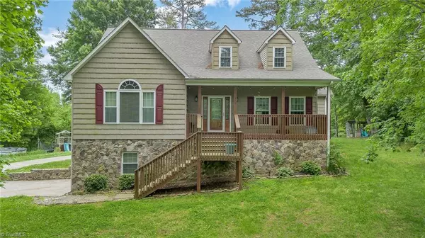 216 Mill Brook DR, Millers Creek, NC 28651