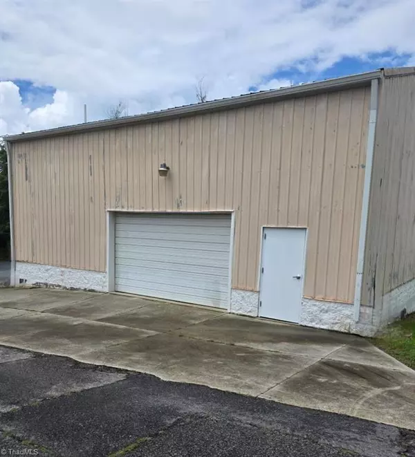 112 Morgan RD, Eden, NC 27288