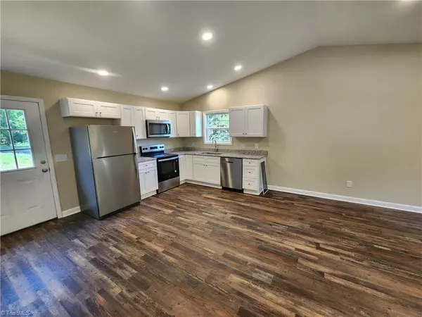 Randleman, NC 27317,402 High Point ST