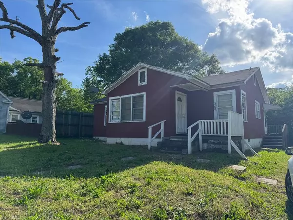 Thomasville, NC 27360,208-210 Long ST