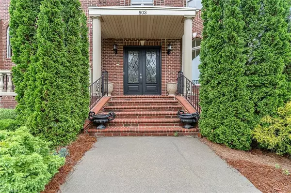 Kernersville, NC 27284,503 Bluff School RD