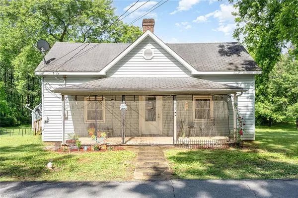 Ramseur, NC 27316,618 Oliver ST