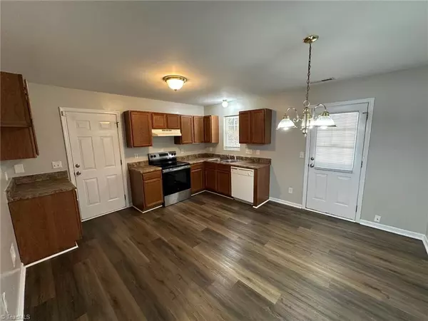 Greensboro, NC 27401,1102 Maury LN