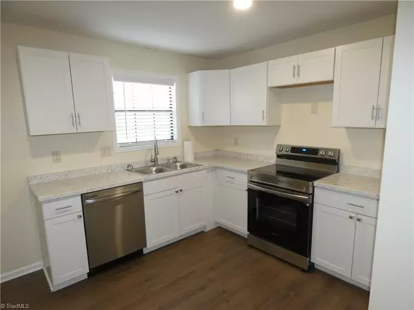 Yadkinville, NC 27055,317 Westridge DR