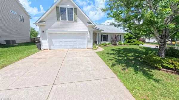 High Point, NC 27265,3693 Shadow Ridge DR