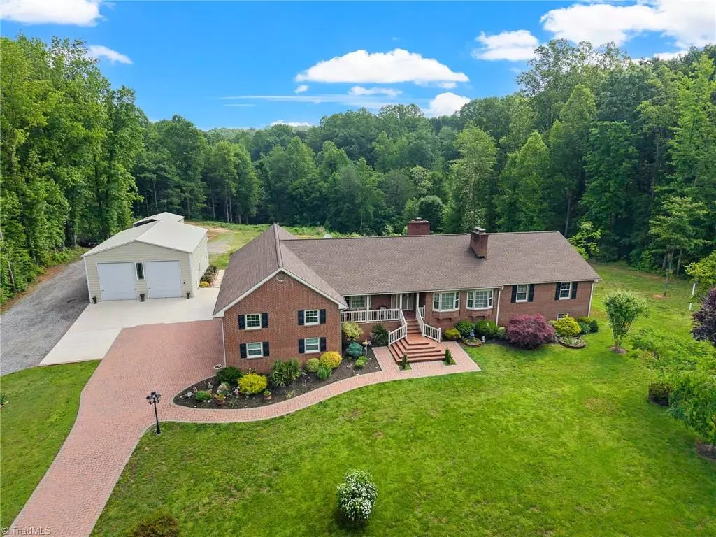 Walkertown, NC 27051,6571 Woodmere DR