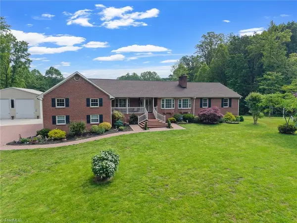 Walkertown, NC 27051,6571 Woodmere DR