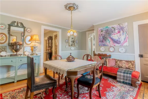 Mocksville, NC 27028,131 E Lexington RD