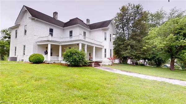 329 Pender ST, Mount Airy, NC 27030
