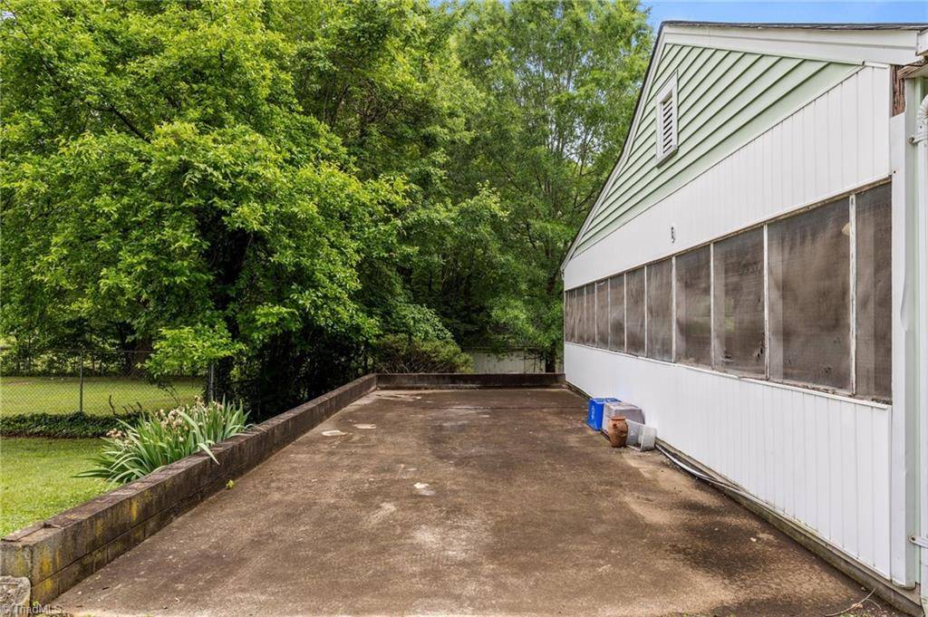 Elon, NC 27244,113 Woodale DR