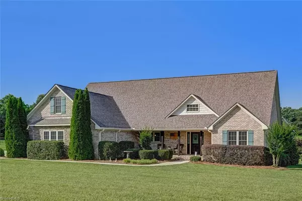 183 Oak Leaf DR, Reidsville, NC 27320